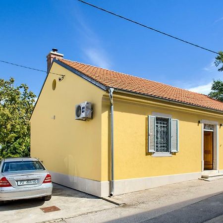 Katarina Vintage House Villa คราลเยวีจา ภายนอก รูปภาพ